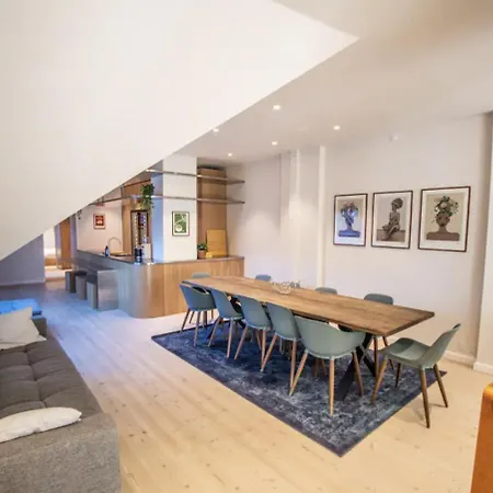 Stunning Penthouse A Location كوبنهاجن